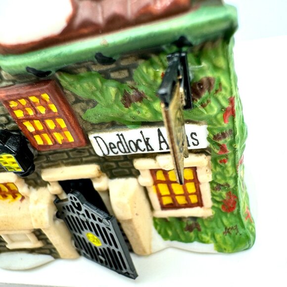 Charles Dickens Heritage Dedlock Arms Ornament 1994 Collectors Edition Porcelain - Picture 5 of 8